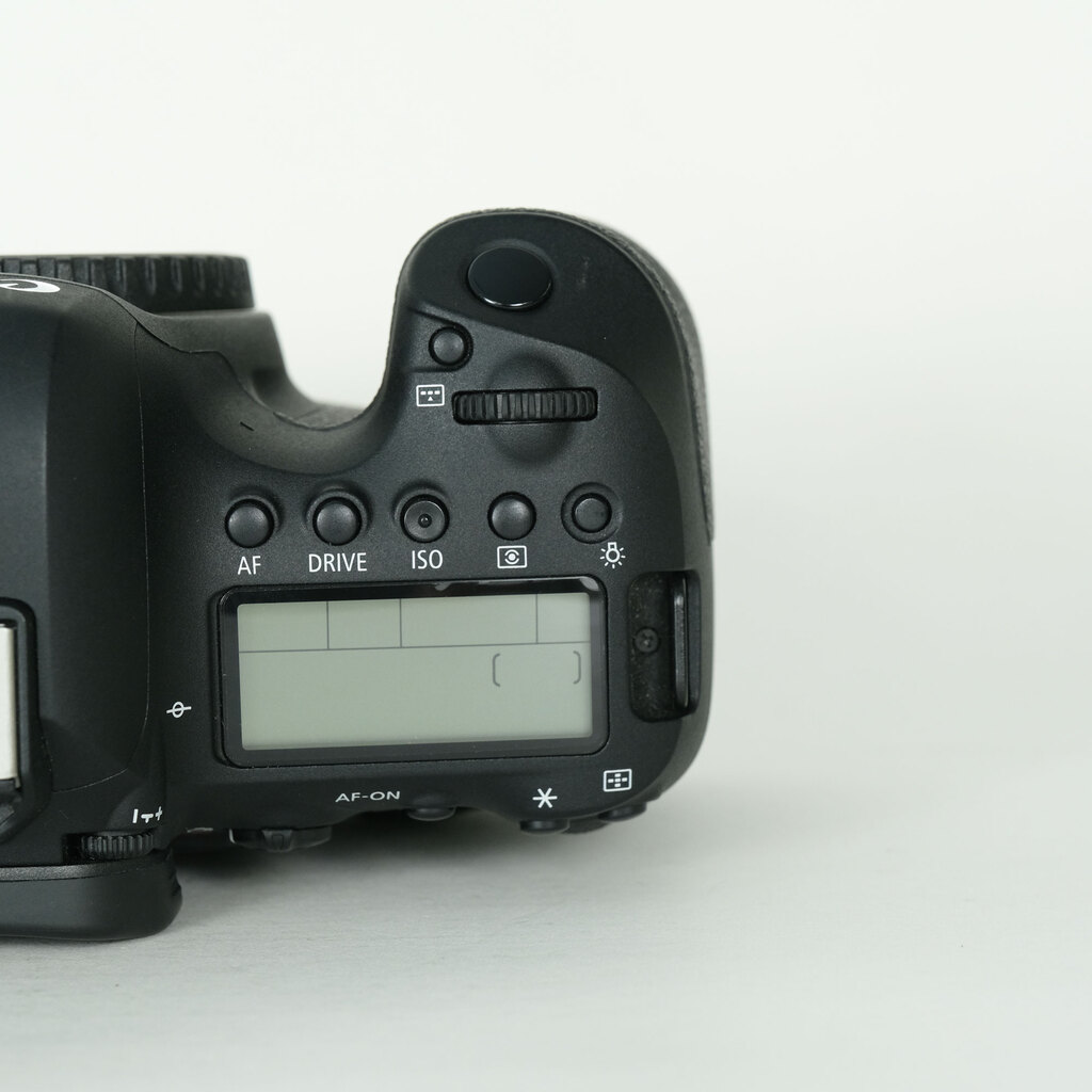Canon EOS 6D Mark II