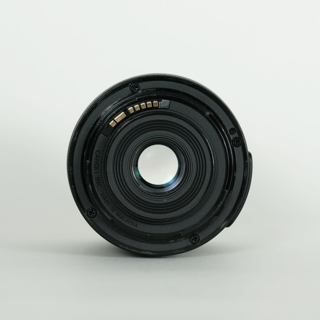 Canon EF-S18-55mm F4-5.6 IS STM