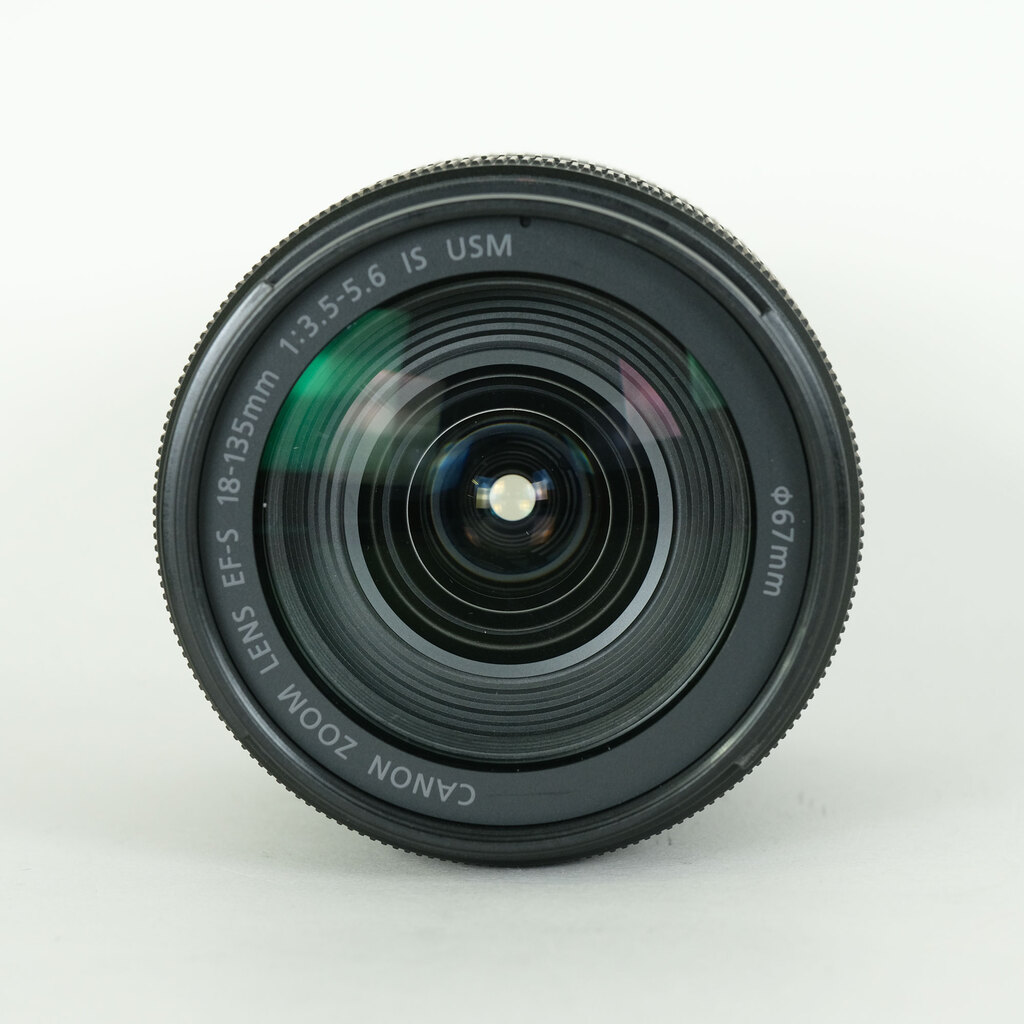 Canon EF-S18-135mm F3.5-5.6 IS USM