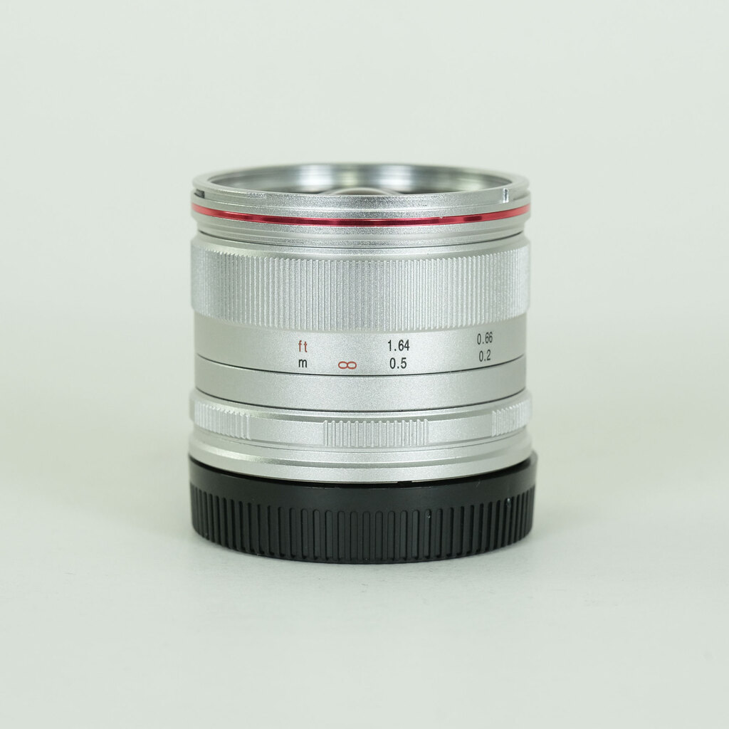 LAOWA 7.5mm F2(マイクロフォーサーズ用) シルバー LAOWA 7.5mm F2(マイクロフォーサーズ用) シルバー