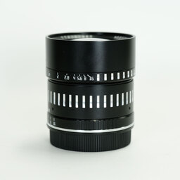 銘匠光学 TTArtisan 50mm F0.95 C (ライカSL/TL 用) ブラック×シルバー