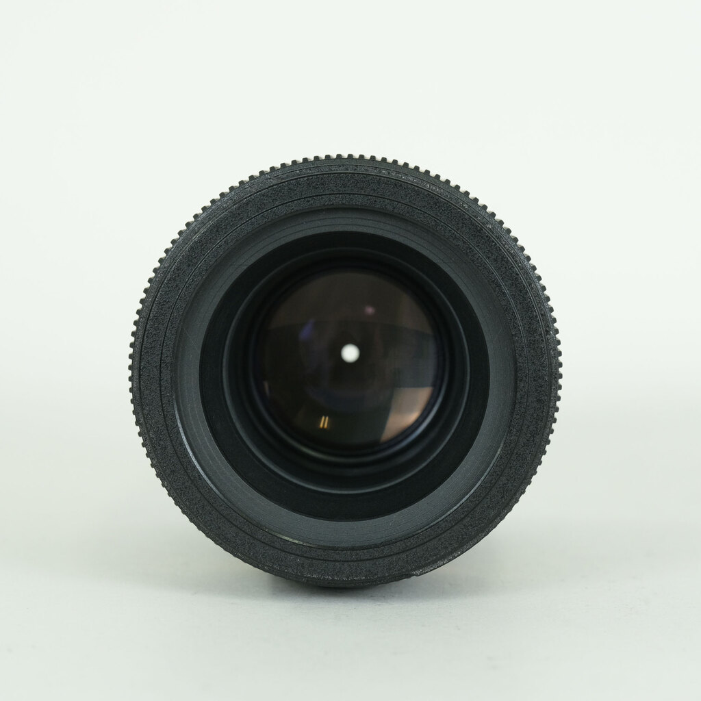 TAMRON SP 90mm F2.8 Di Macro 1:1/Model 272ENII(ニコンF用モーター内蔵) TAMRON SP 90mm F2.8 Di Macro 1:1/Model 272ENII(ニコンF用モーター内蔵)