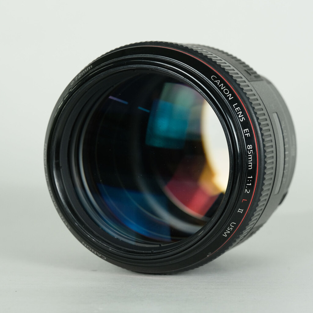 Canon EF85mm F1.2L II USMの出品 | ONE SCENE（ワンシーン）