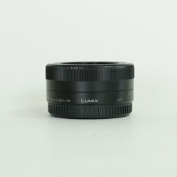 Panasonic LUMIX G VARIO 12-32mm / F3.5-5.6 ASPH. / MEGA O.I.S.