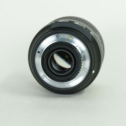 Nikon AF-S DX NIKKOR 16-80mm f/2.8-4E ED VR Nikon AF-S DX NIKKOR 16-80mm f/2.8-4E ED VR