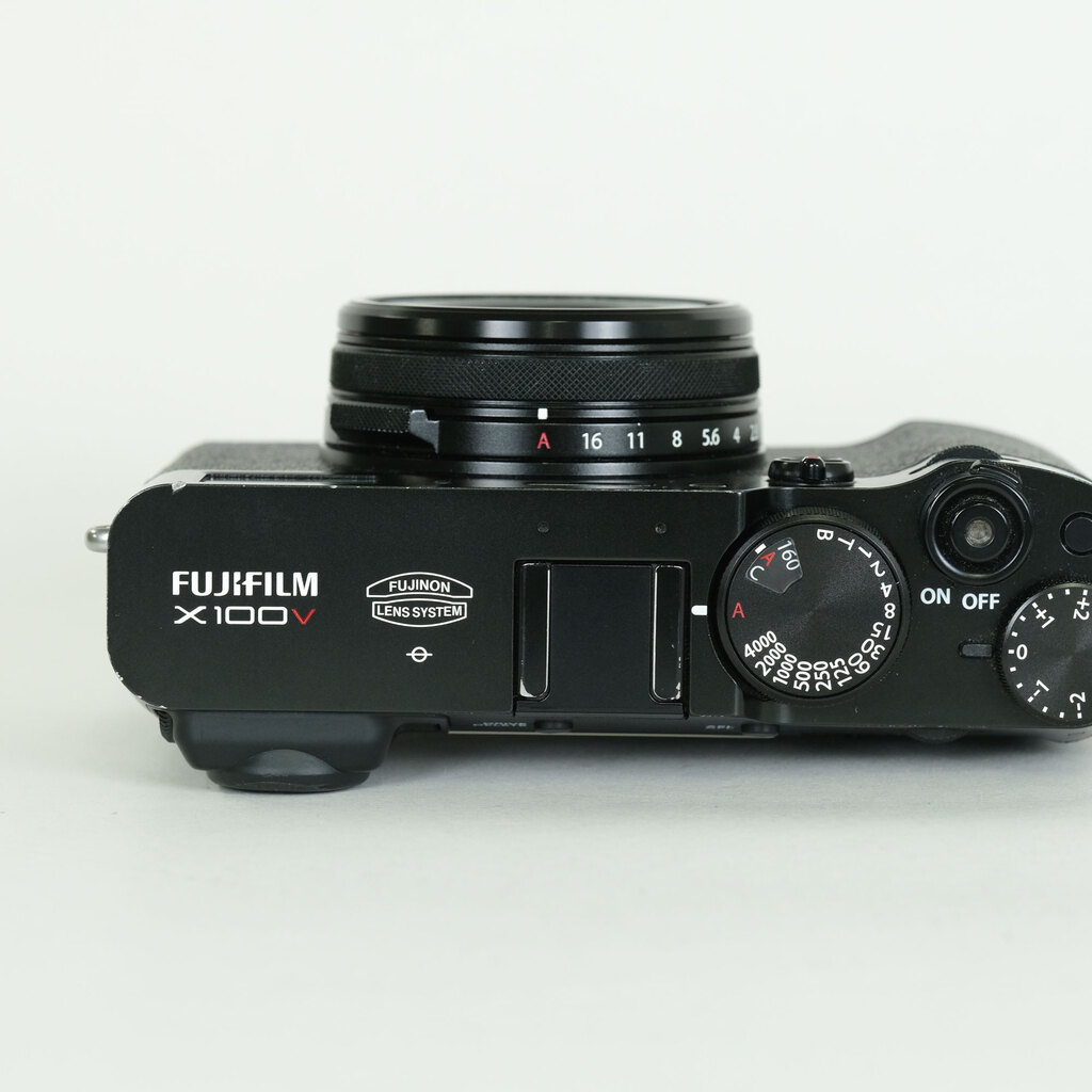 FUJIFILM X100V ブラック