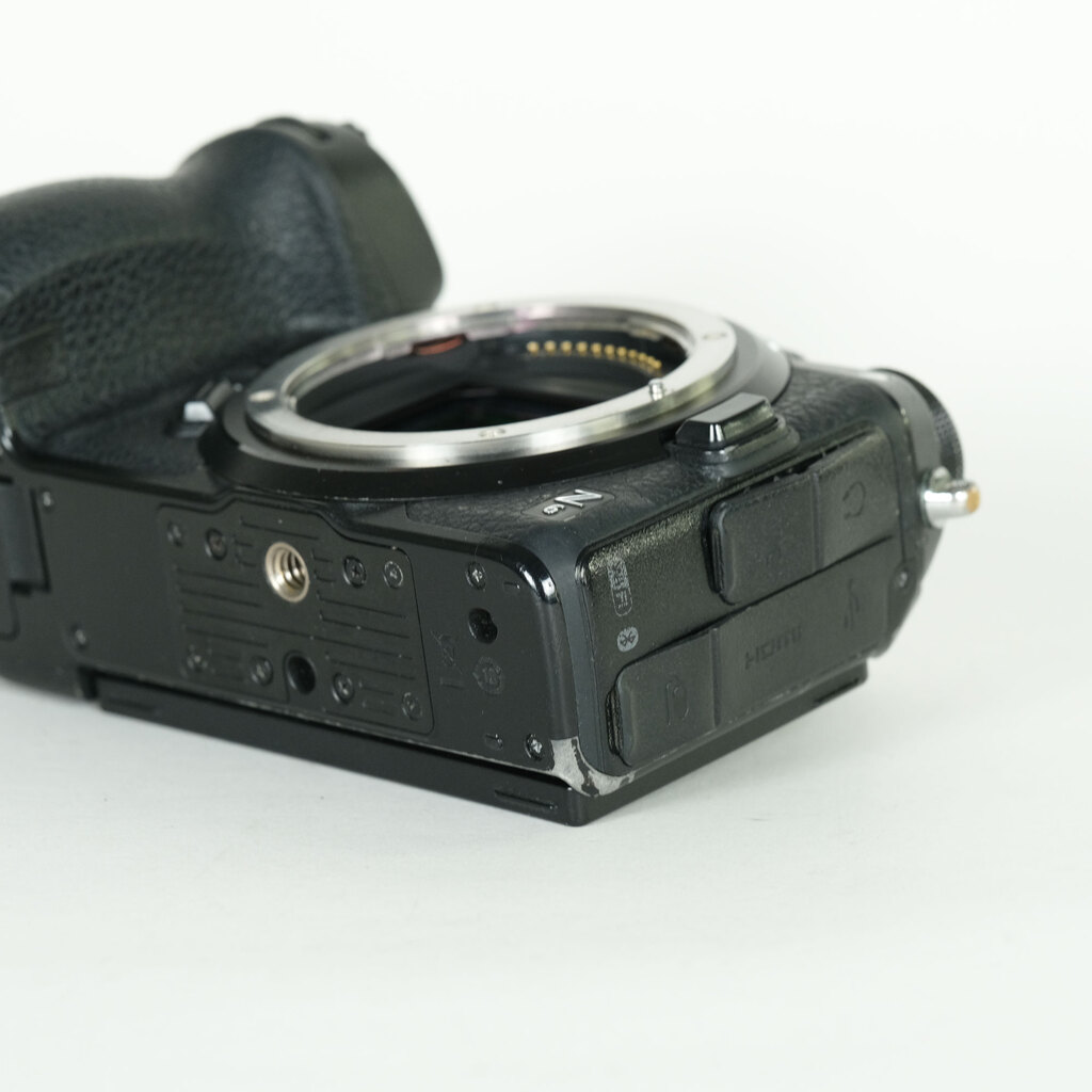 Nikon Z6 ボディ 元箱あり Nikon Z6の出品 | ONE SCENE（ワンシーン）