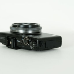 OLYMPUS XZ-1 ブラック