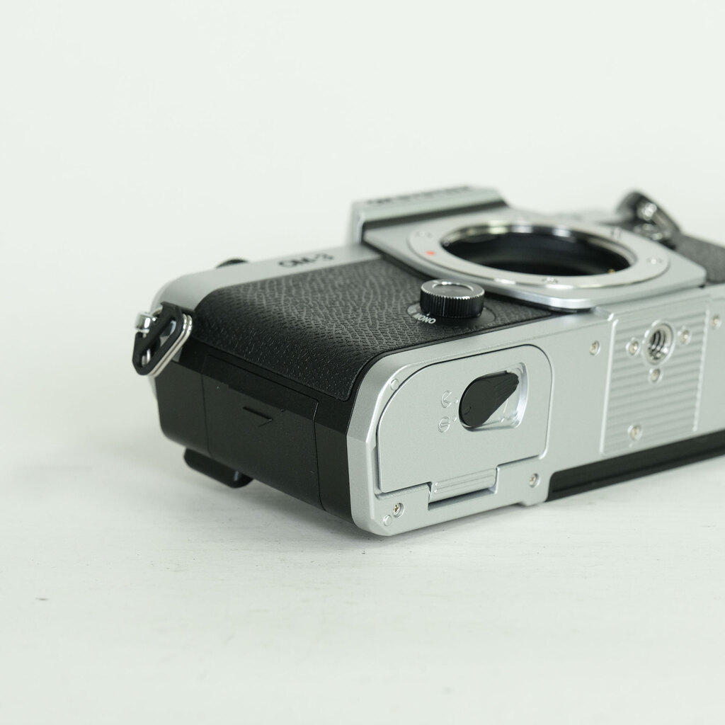 OM SYSTEM OM-3