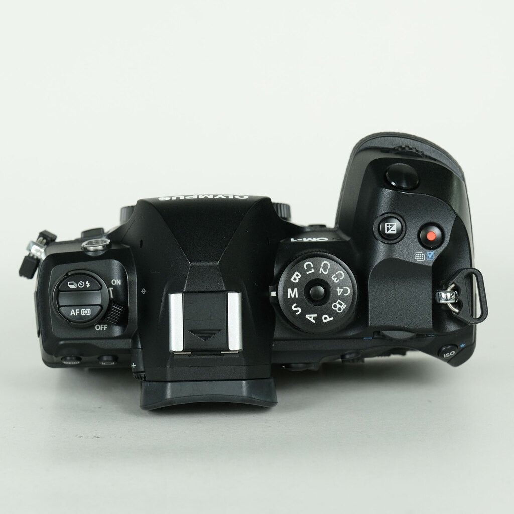 OM SYSTEM OM-1 OM SYSTEM OM-1