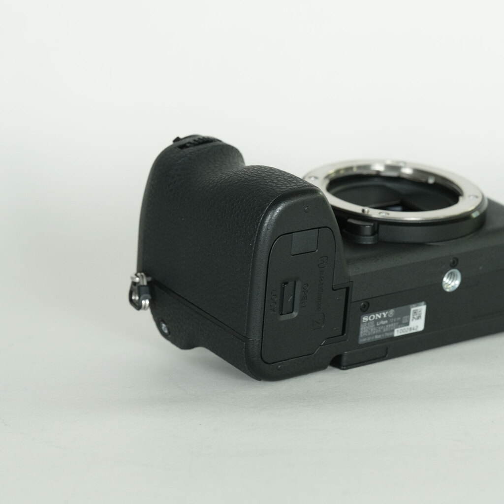 SONY α6700（ILCE-6700）