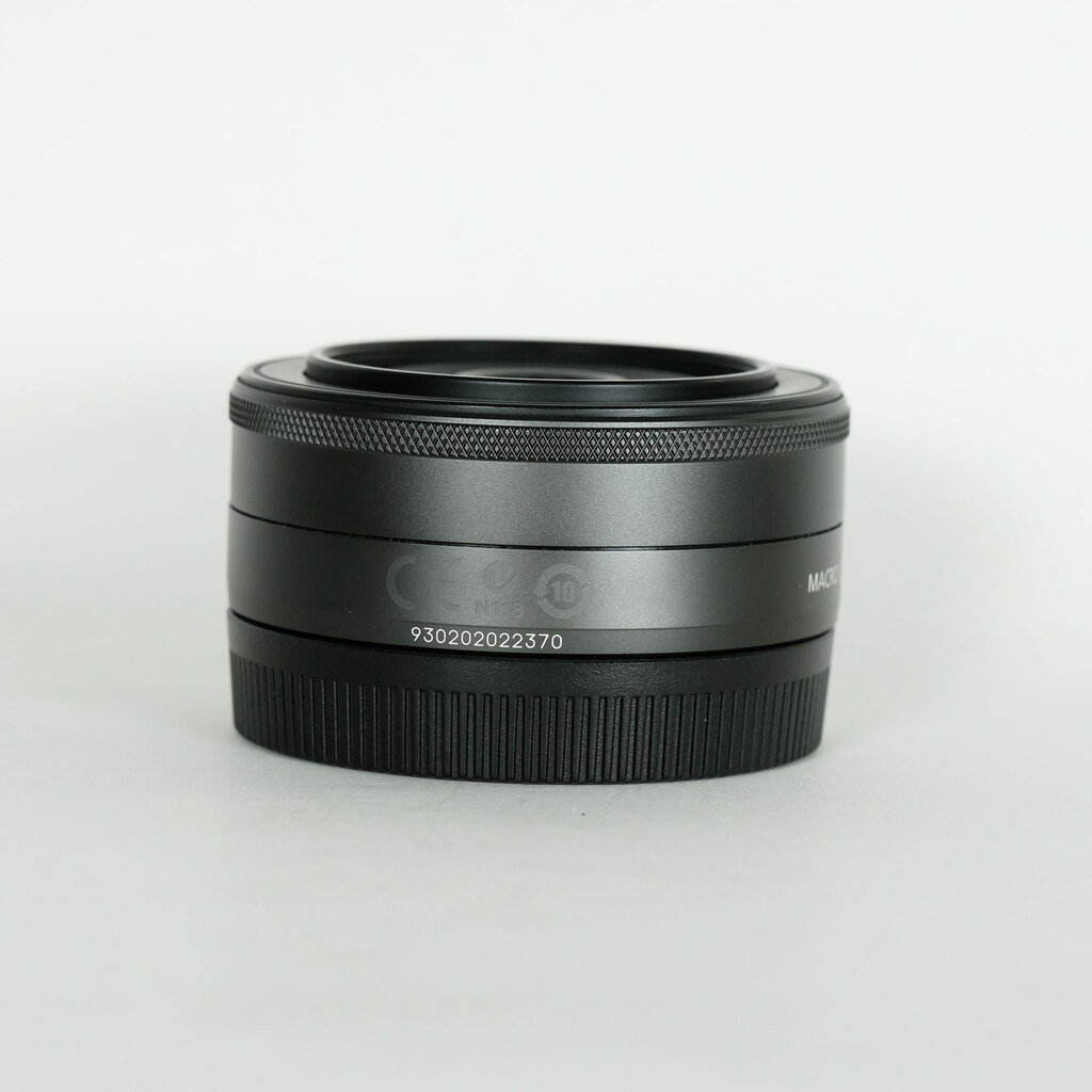 Canon EF-M22mm F2 STM Canon EF-M22mm F2 STM