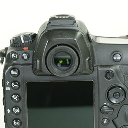 Nikon D5