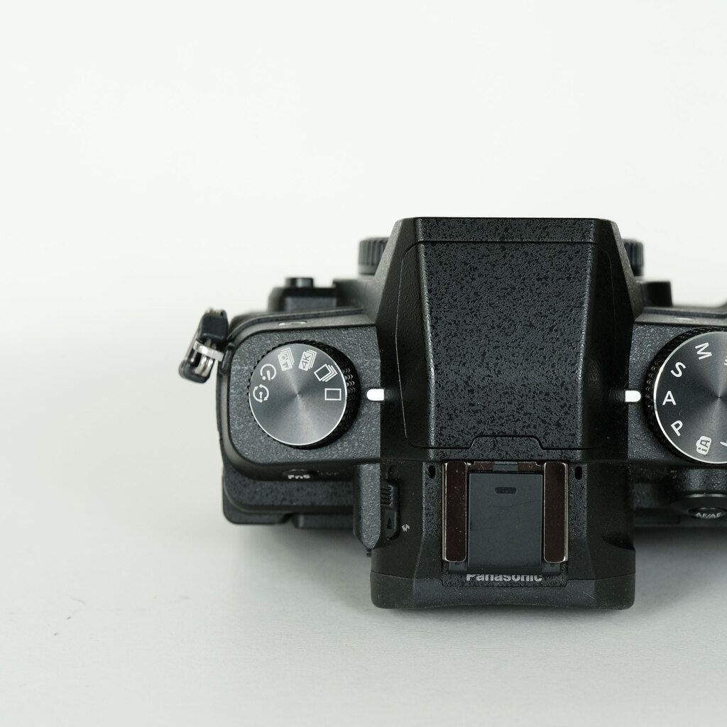 Panasonic LUMIX DMC-G8