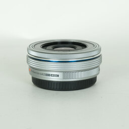 OLYMPUS M.ZUIKO DIGITAL ED 14-42mm F3.5-5.6 EZ シルバー