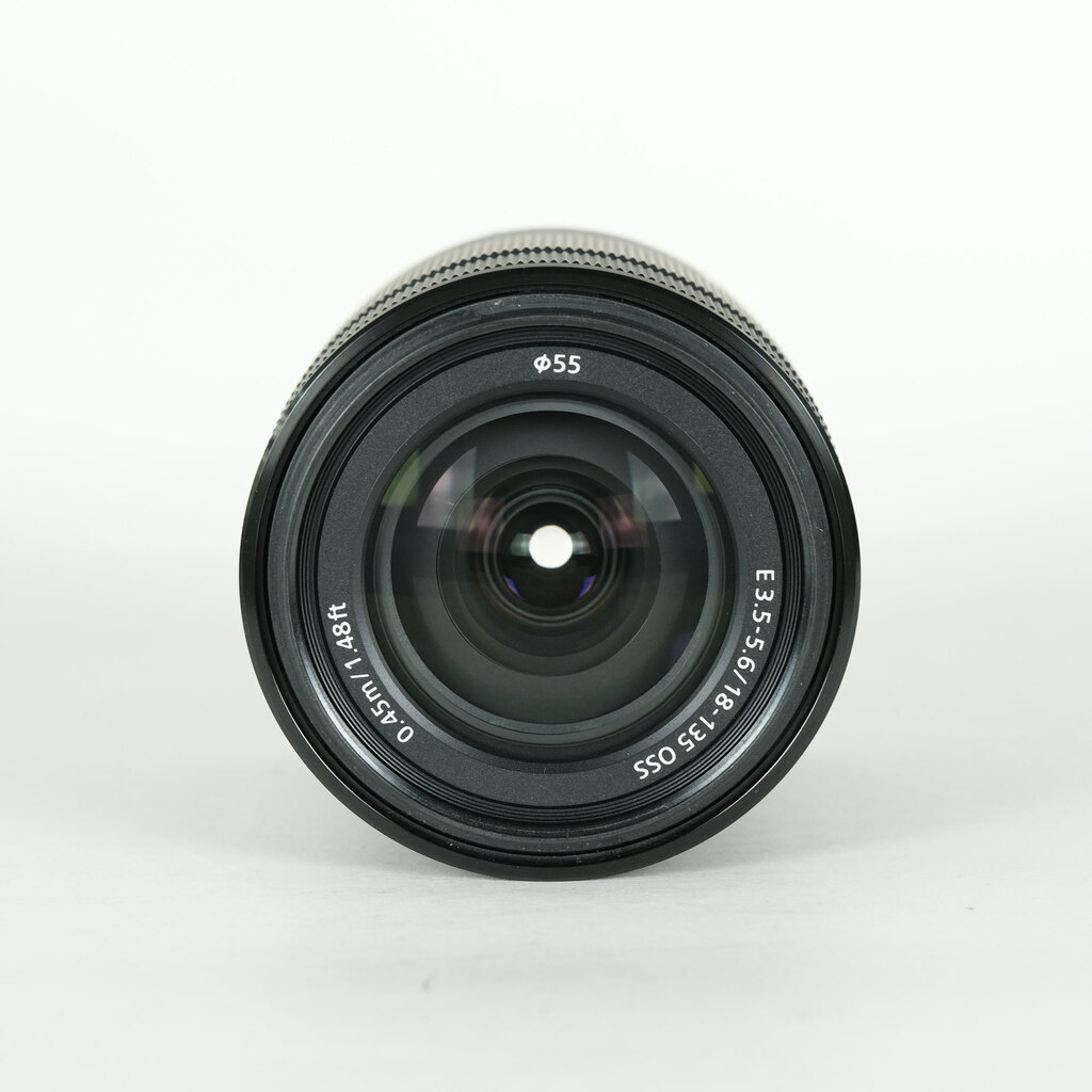 SONY E 18-135mm F3.5-5.6 OSS SEL18135の出品 | ONE SCENE（ワンシーン）