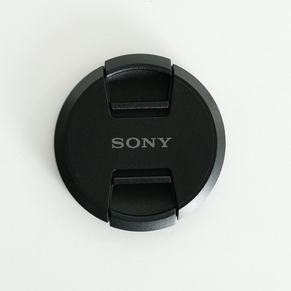 SONY E18-200mm F3.5-6.3 OSS SEL18200