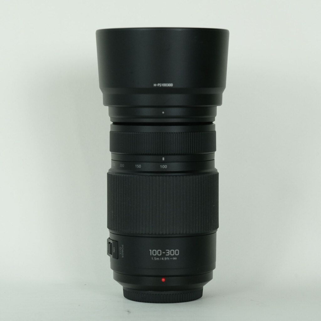 Panasonic LUMIX G VARIO 100-300mm / F4.0-5.6 II / POWER O.I.S. Panasonic LUMIX G VARIO 100-300mm / F4.0-5.6 II / POWER O.I.S.