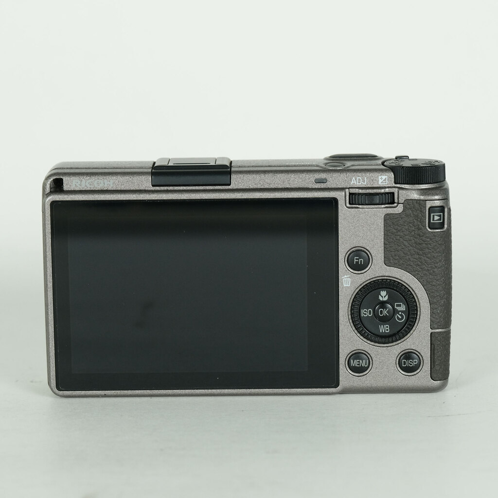 RICOH GR III Diary Editionの出品 | ONE SCENE（ワンシーン）