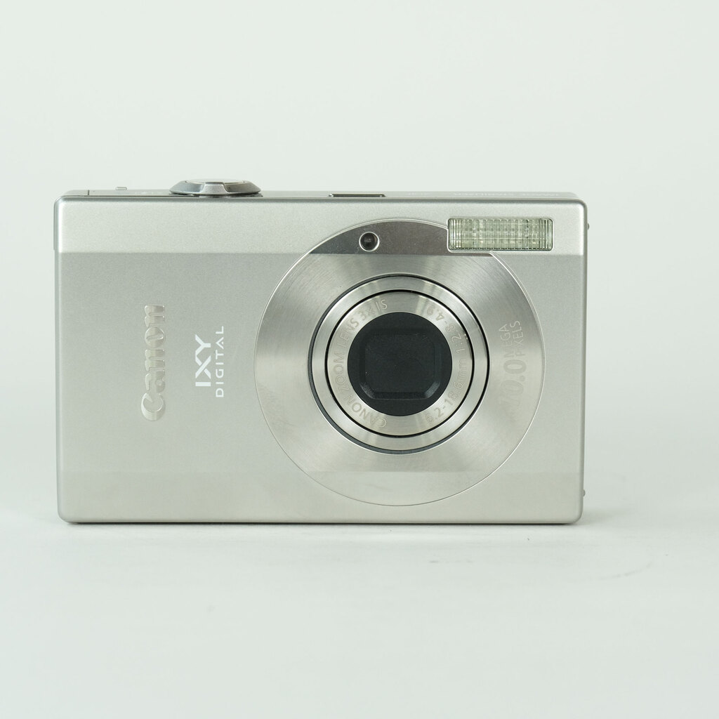 Canon IXY DIGITAL 95 IS デジタルカメラ　E010 Canon IXY DIGITAL 95 ISの出品 | ONE SCENE（ワンシーン）