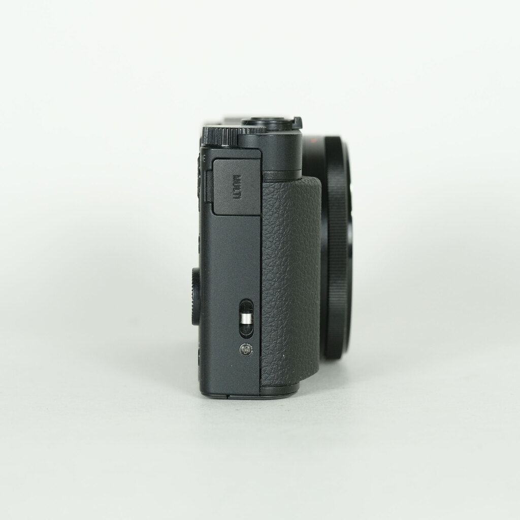 SONY Cyber-shot DSC-HX99