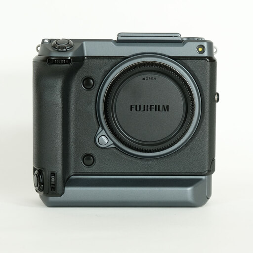 FUJIFILM GFX 100