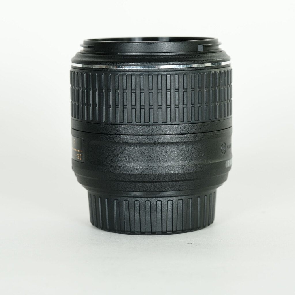 Nikon AF-S DX NIKKOR 18-55mm f3.5-5.6G VR II