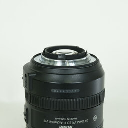 Nikon AF-S DX NIKKOR 18-200mm F3.5-5.6G ED VR II