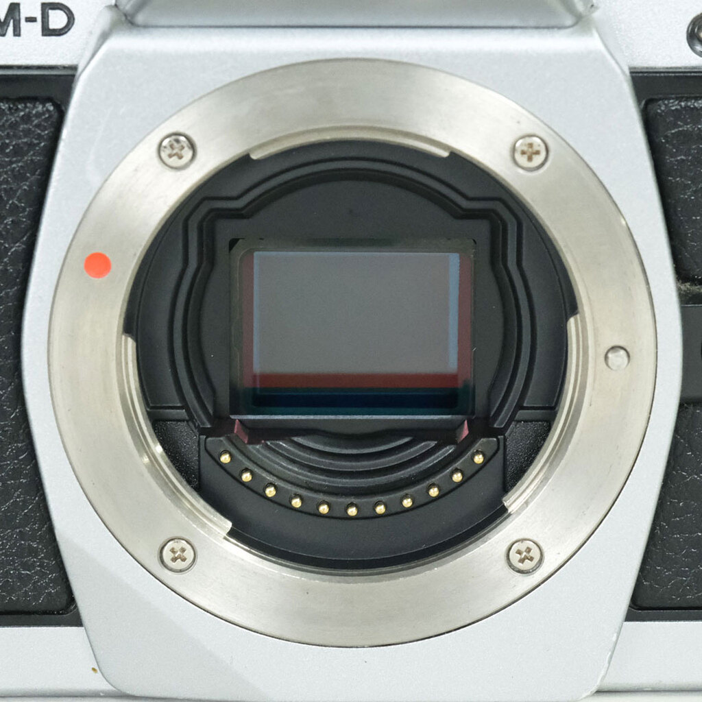 OLYMPUS OM-D E-M5 ボディ シルバー