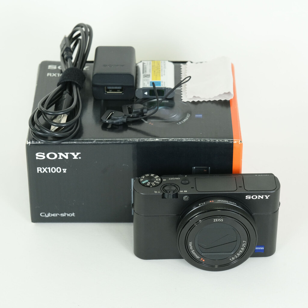 SONY Cyber-shot DSC-RX100M5