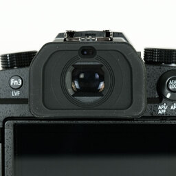 Panasonic LUMIX DC-G99D ボディ ブラック