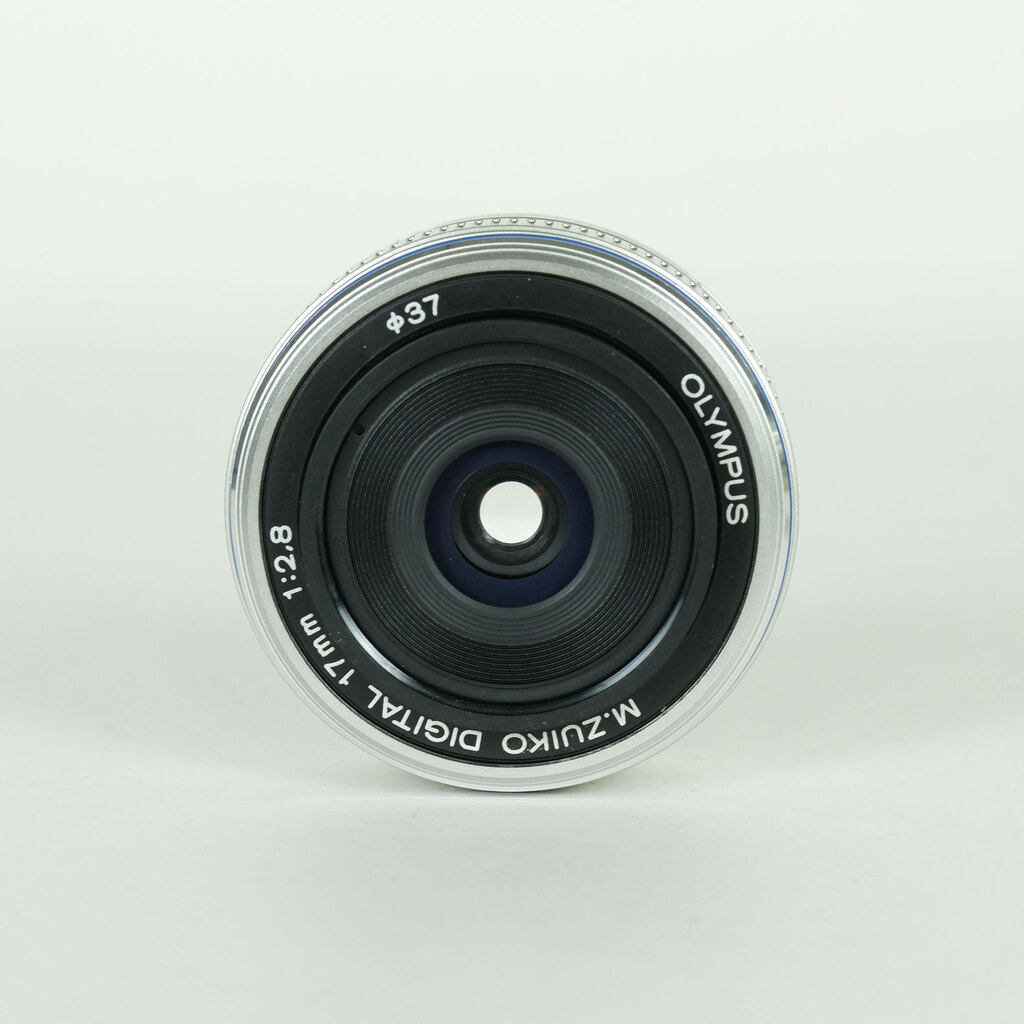 OLYMPUS M.ZUIKO DIGITAL 17mm F2.8 シルバー OLYMPUS M.ZUIKO DIGITAL 17mm F2.8 シルバーの出品 | ONE SCENE（ワン
