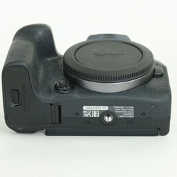 Canon EOS R10