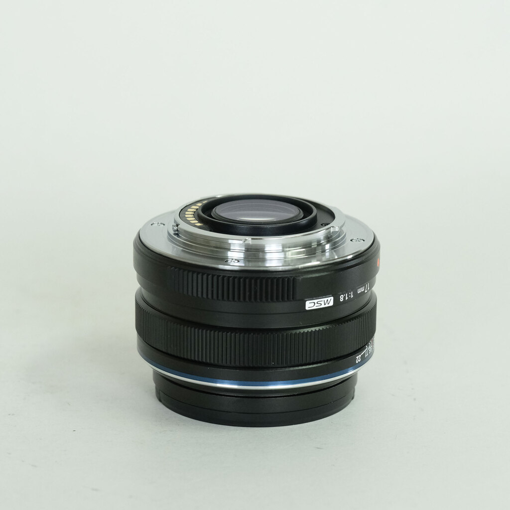 OLYMPUS M.ZUIKO DIGITAL 17mm F1.8