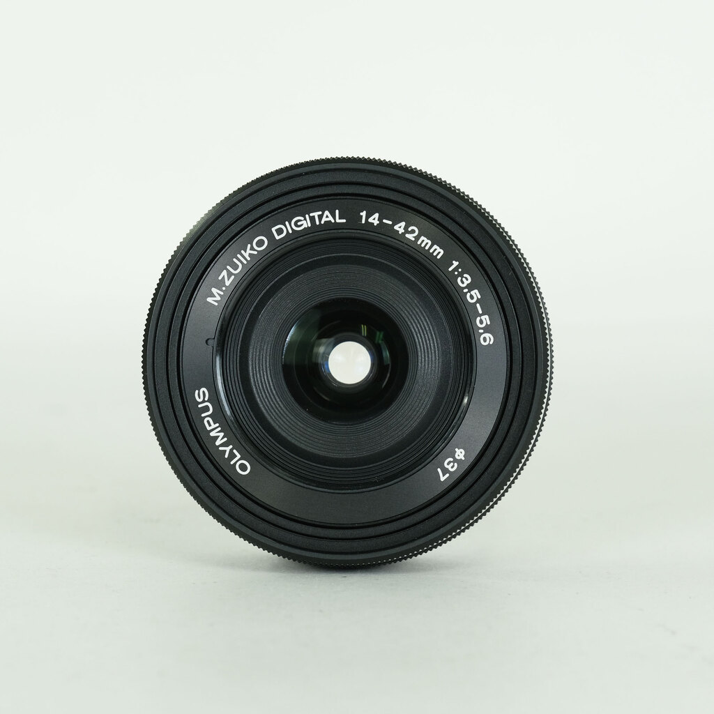 OLYMPUS M.ZUIKO DIGITAL ED 14-42mm F3.5-5.6 EZ ブラック