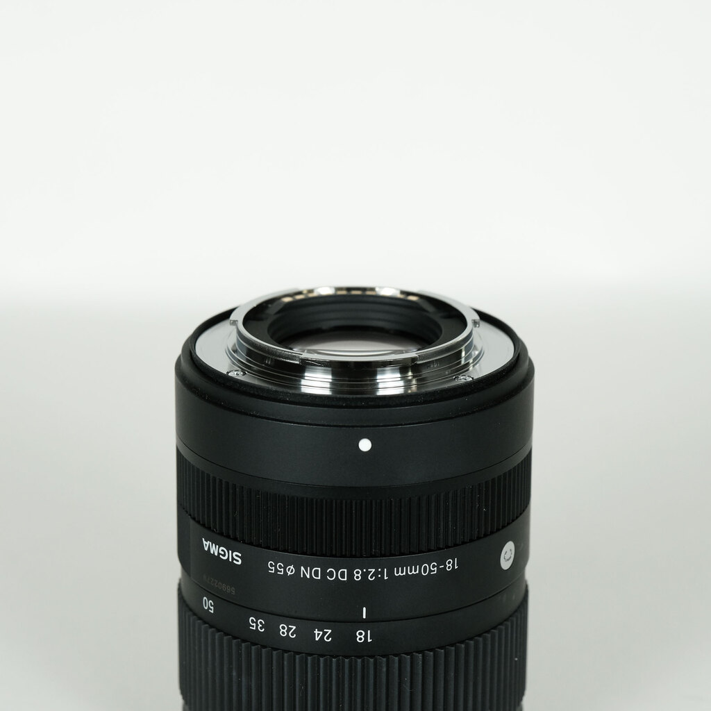 SIGMA 18-50mm F2.8 DC DN｜Contemporary [フジフイルムX用]