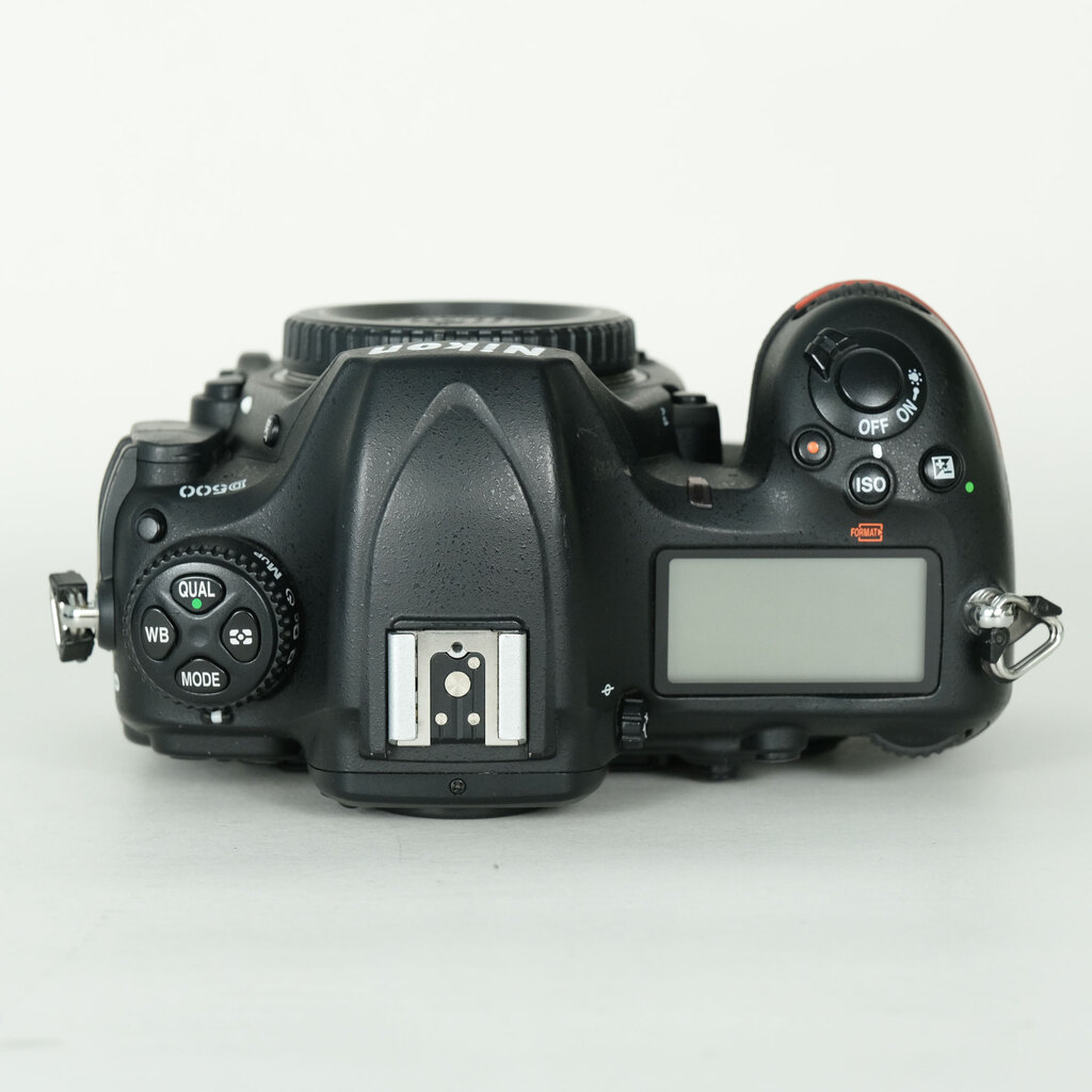 Nikon D500