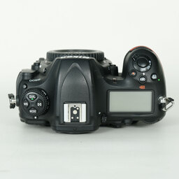 Nikon D500