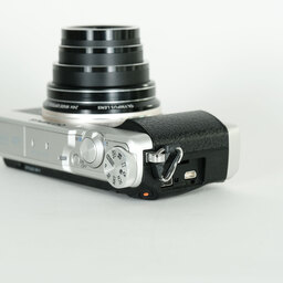 OLYMPUS STYLUS SH-1 SLV シルバー