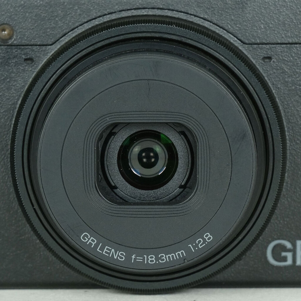 RICOH GR III