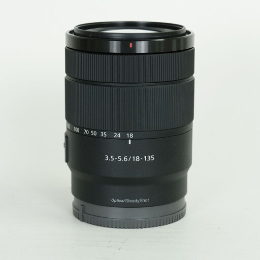 SONY E 18-135mm F3.5-5.6 OSS SEL18135