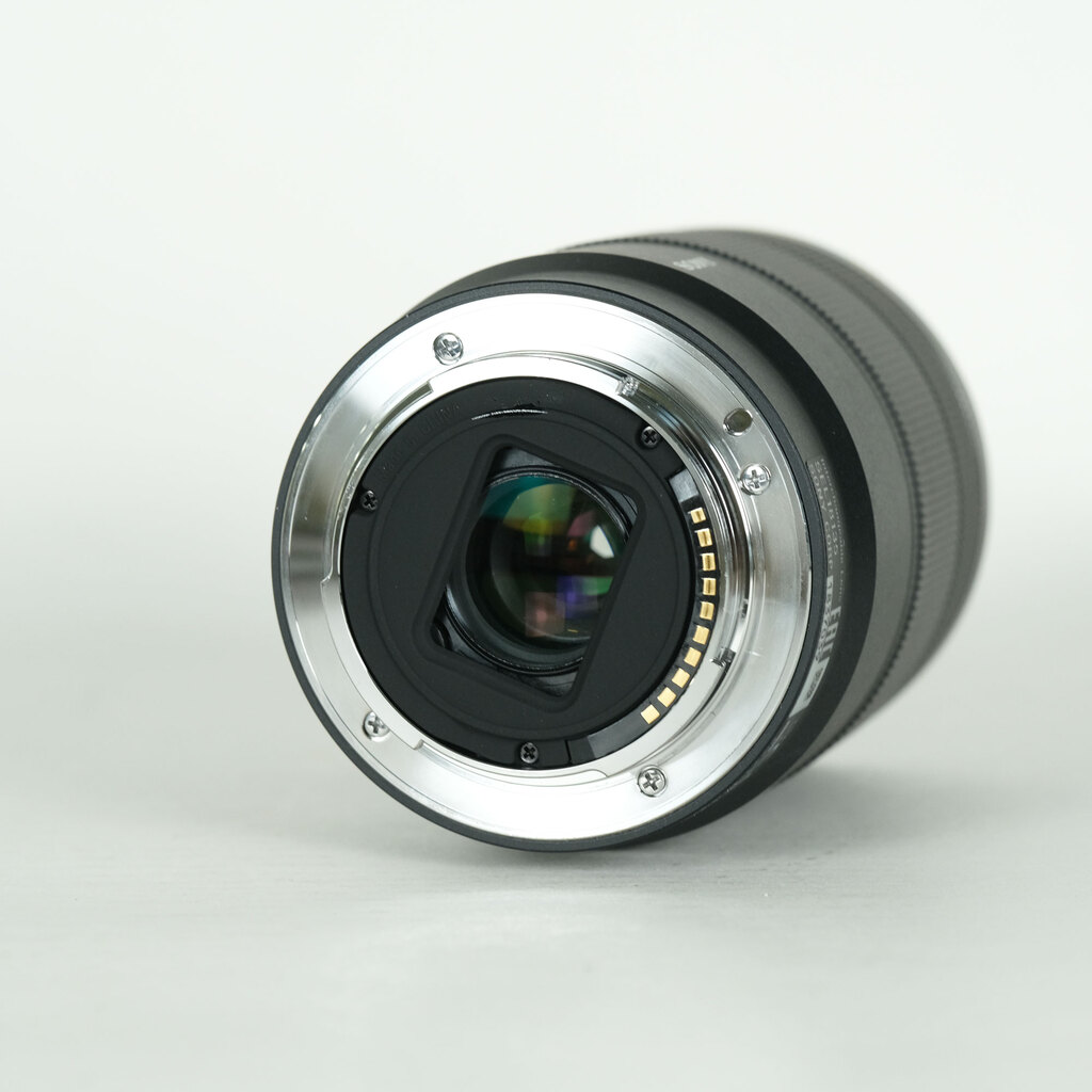 SONY E 18-135mm F3.5-5.6 OSS SEL18135の出品 | ONE SCENE（ワンシーン）