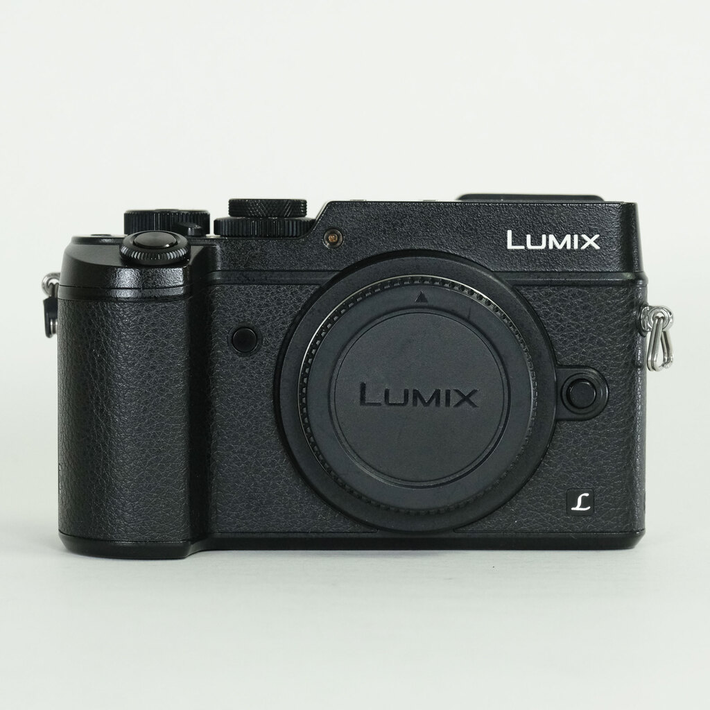 Panasonic LUMIX DMC-GX8 ボディ ブラック