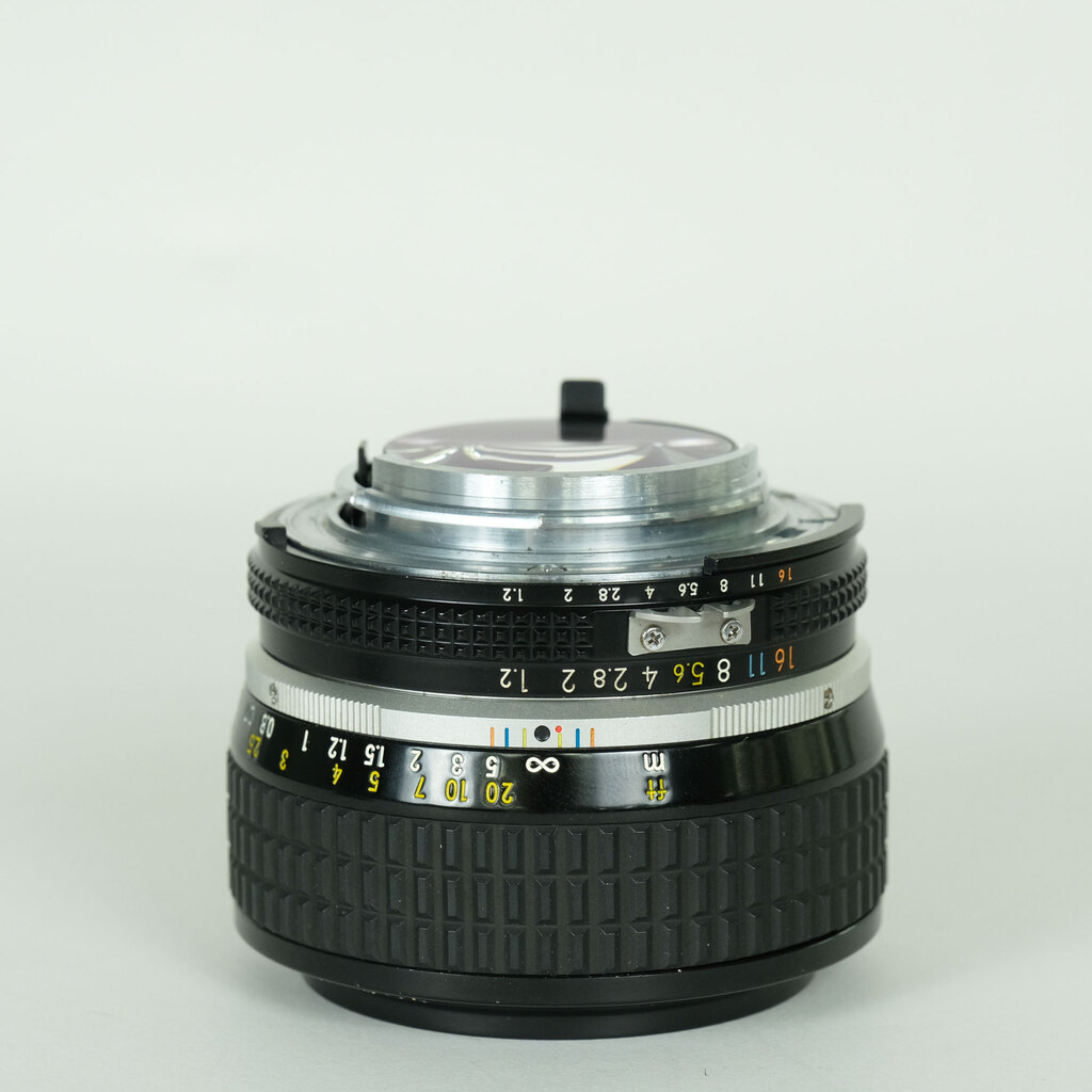 Nikon Ai Nikkor 50mm F1.2Sの出品 | ONE SCENE（ワンシーン）