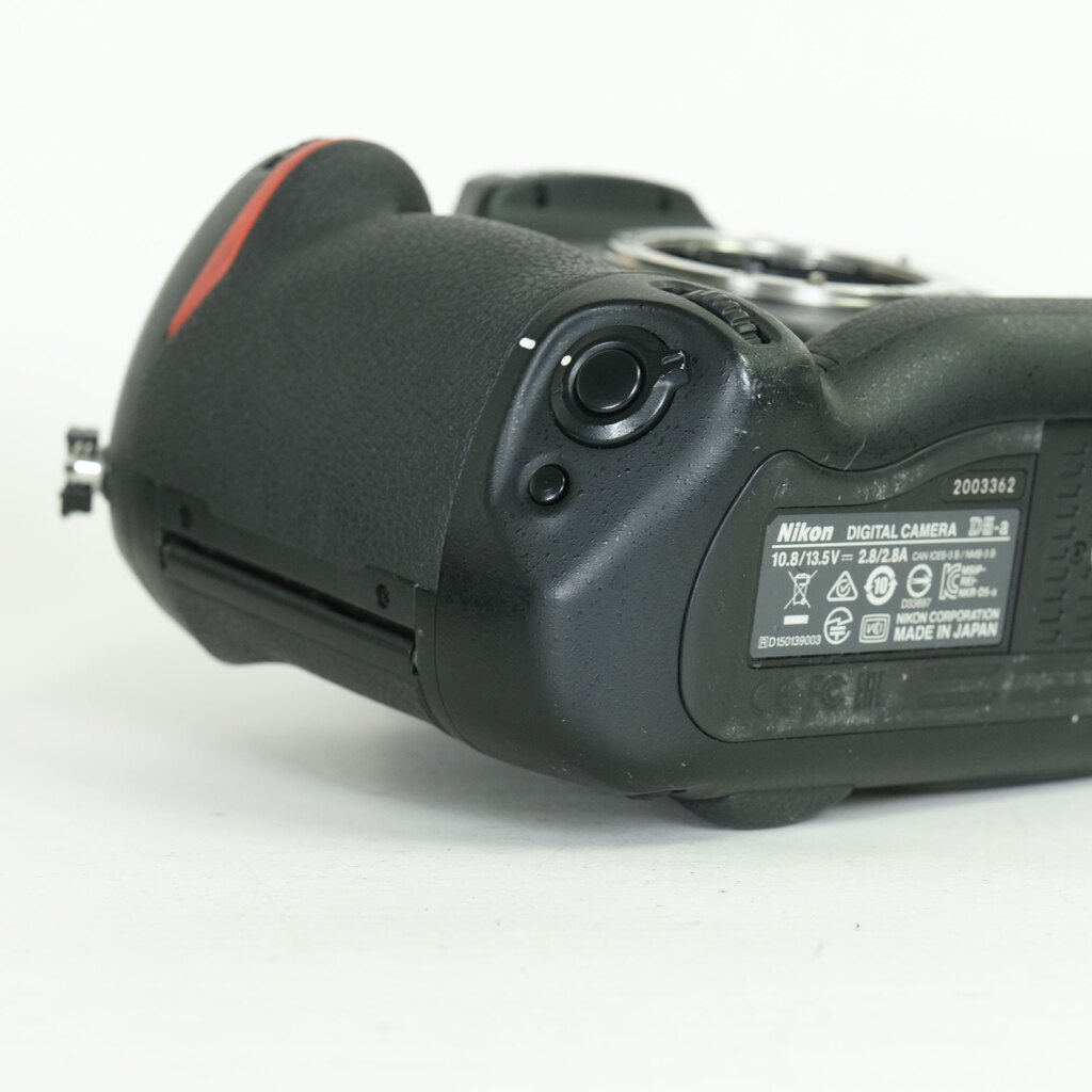 Nikon D5