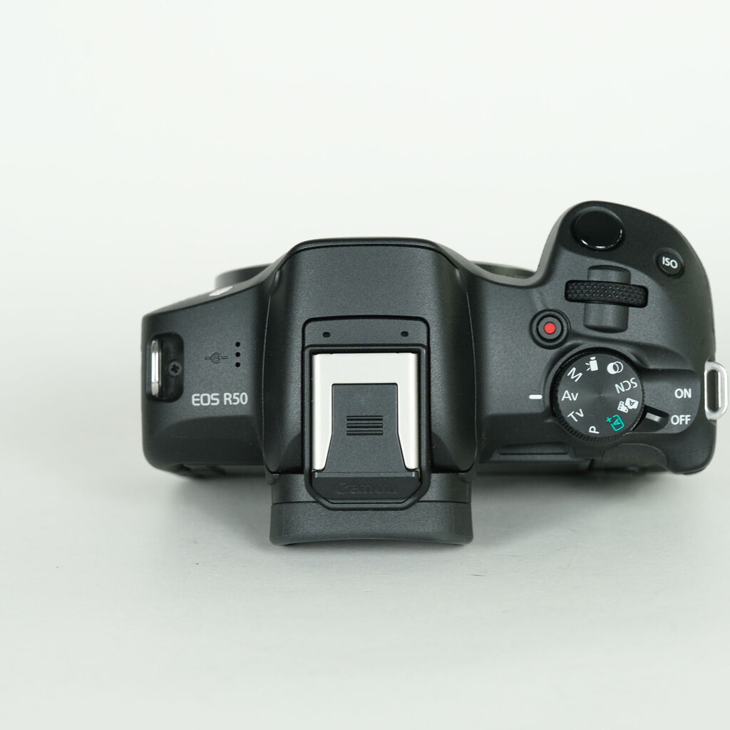 Canon EOS R50 Canon EOS R50