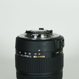 SIGMA 17-50mm F2.8 EX DC OS HSM (ニコンF用)