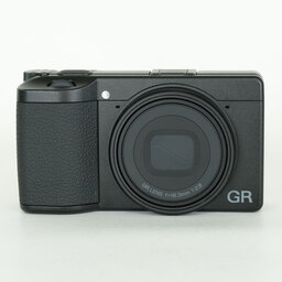 RICOH GR IV