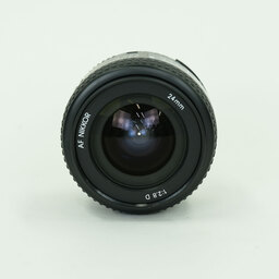Nikon Ai AF Nikkor 24mm F2.8D