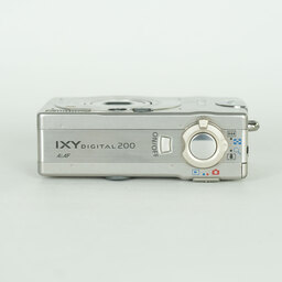 Canon IXY DIGITAL 200